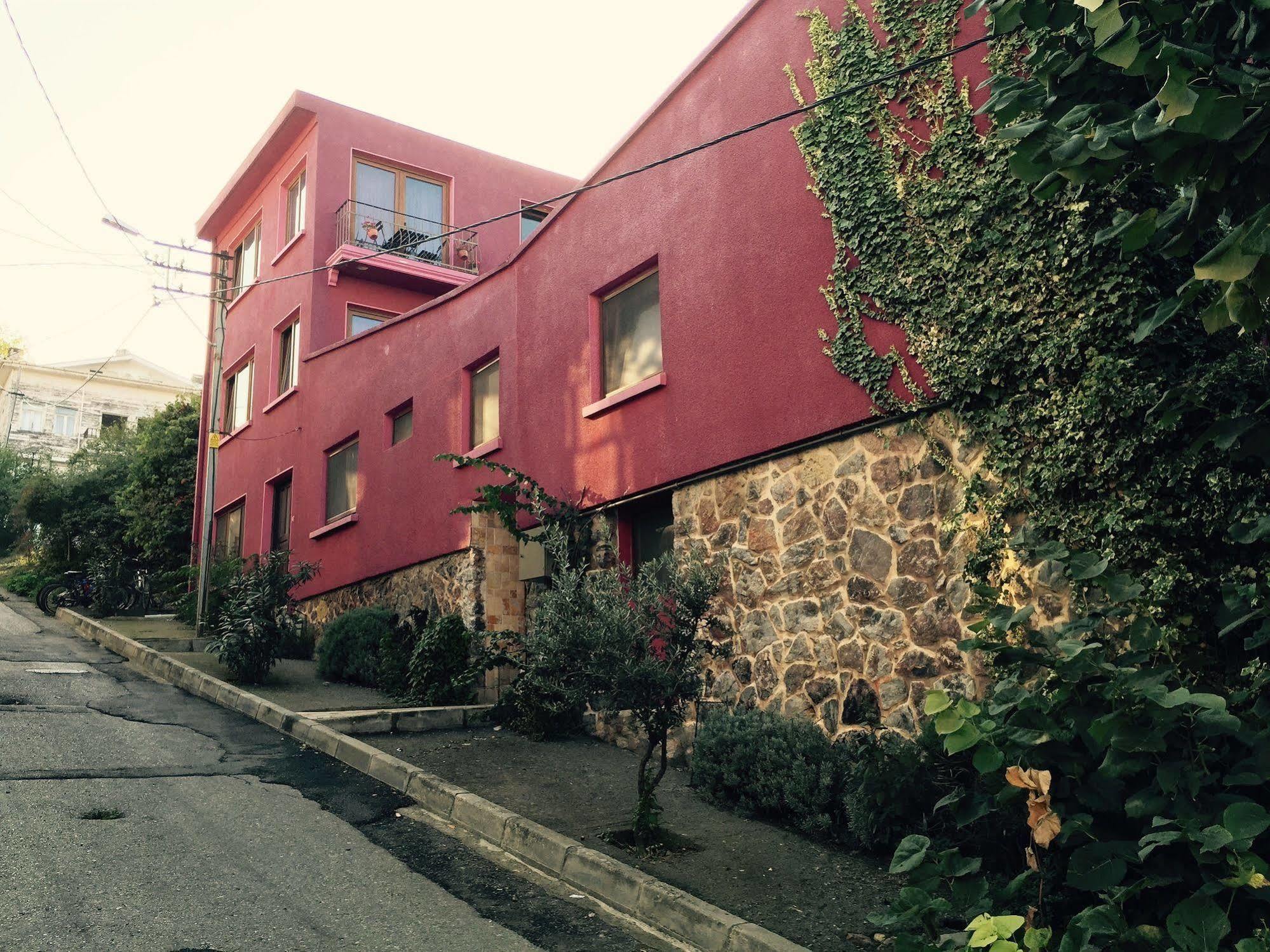 L'Isola Guesthouse (Adults Only) Heybeliada Exterior foto